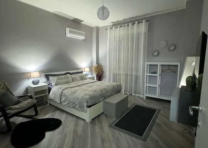 Trento House Zona Stazione Centro Storico Apartment *